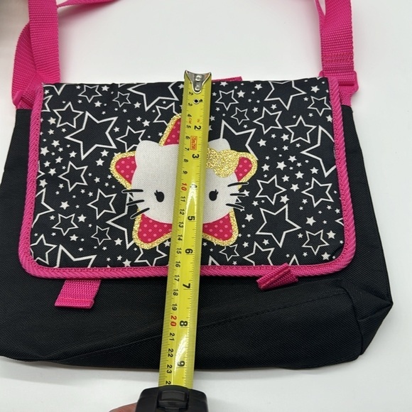 Hello Kitty Small Black Messenger Bag and Stuffed animal NYB5616K - Picture 4 of 13
